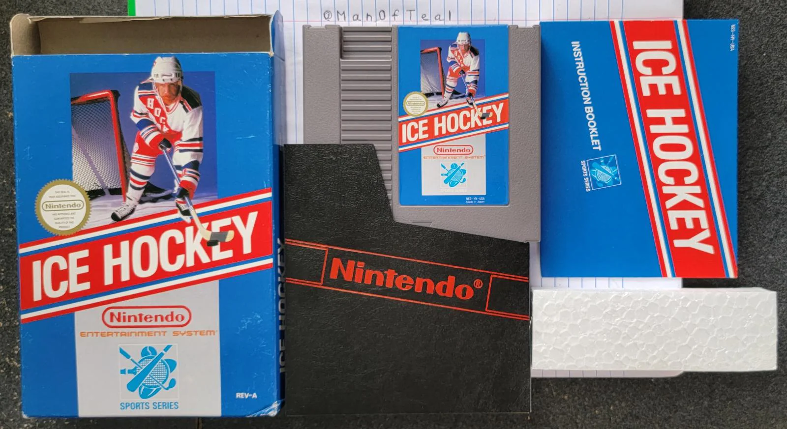 Ice Hockey - Image 5